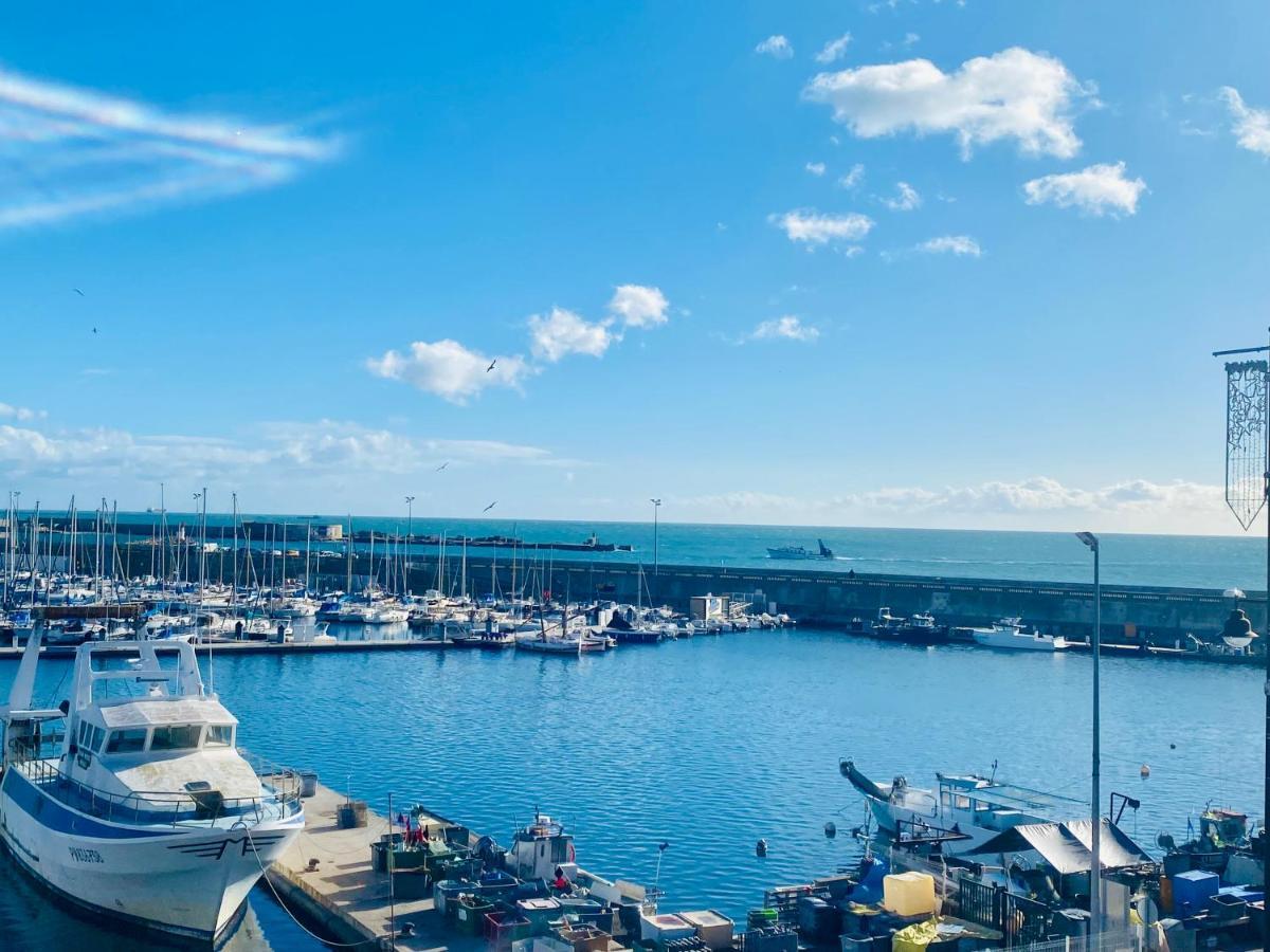 "Luigi" Balcon Sur La Mer Et Le Port De Sete Exterior photo